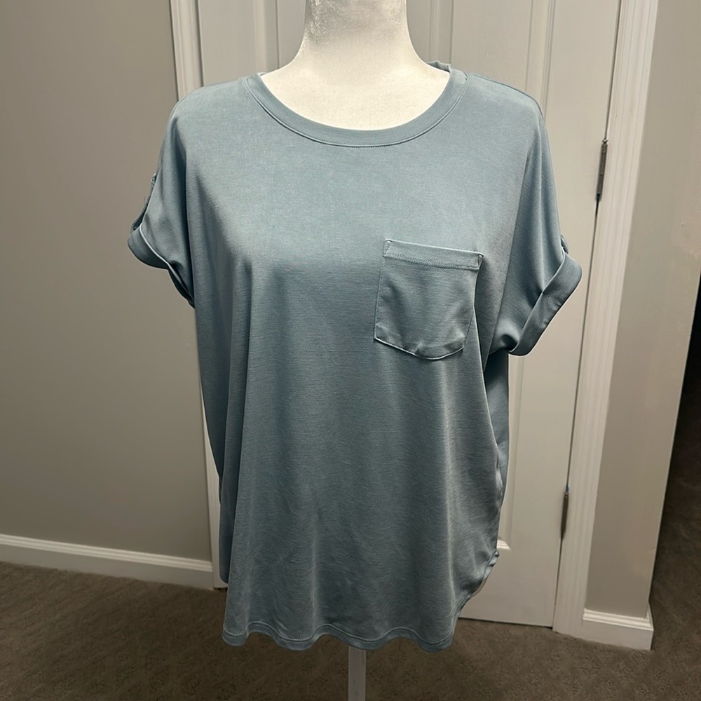 Baby blue top cable and gauge studio